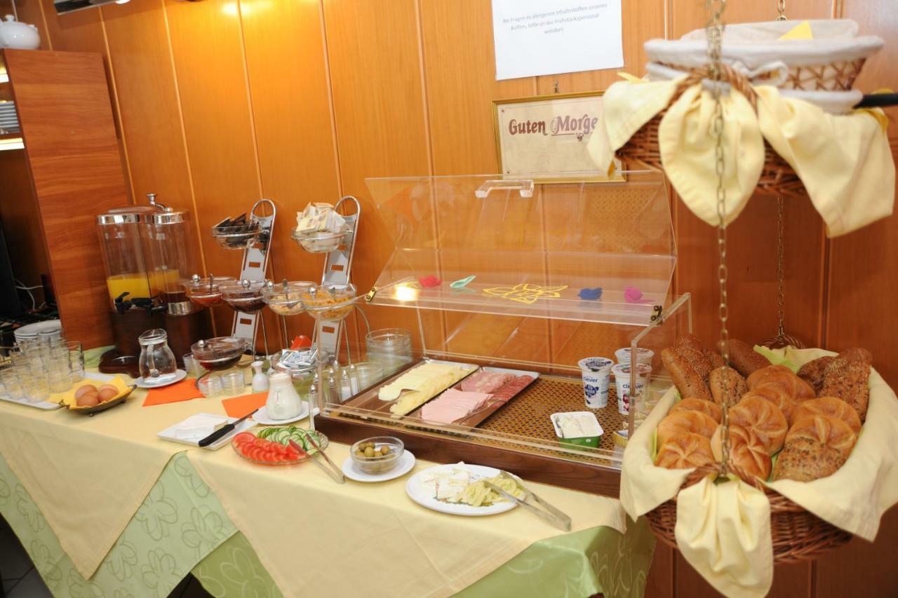 Pension Erlaa เวียนนา ภายนอก รูปภาพ
